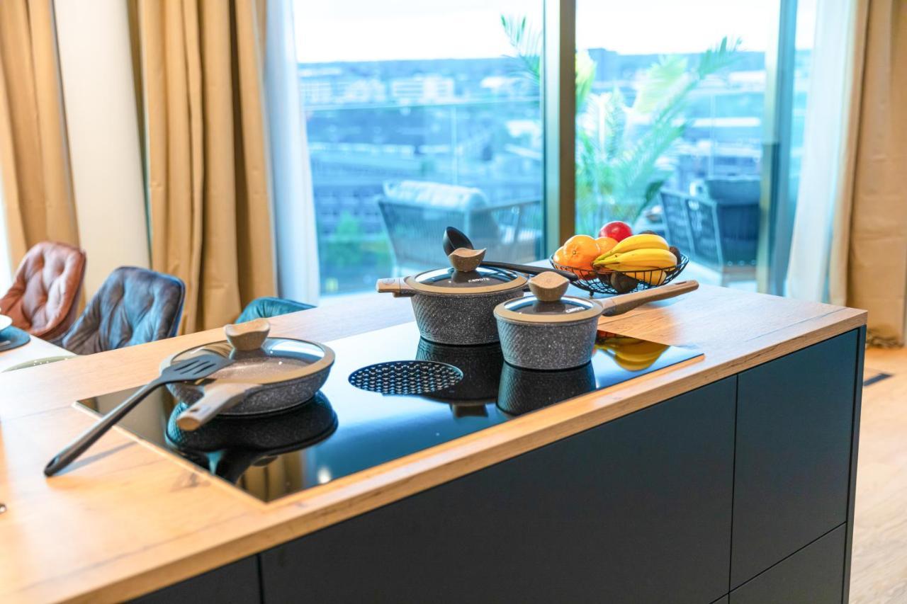 Cabana - Theview - Terrasse - Waterfront - Kostenloser Parkplatz - Wifi Oldenburg Buitenkant foto